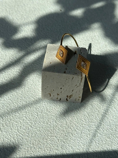 {{product_title}} - {{product_type}} | handmade {{collection}} | Lumipura
