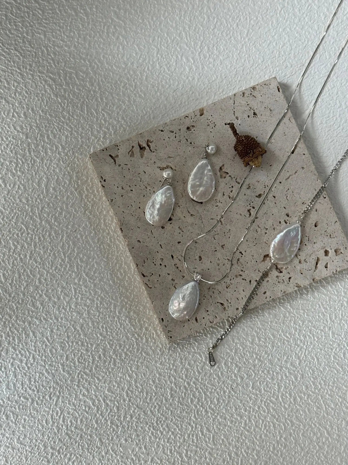 {{product_title}} - {{product_type}} | handmade {{collection}} | Lumipura