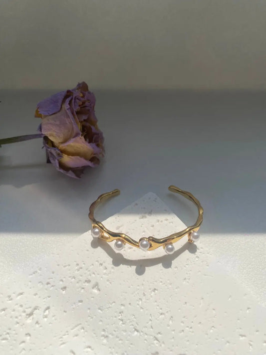 {{product_title}} - {{product_type}} | handmade {{collection}} | Lumipura